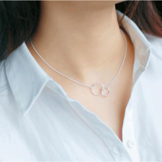 sterling silver interlocking circle necklace